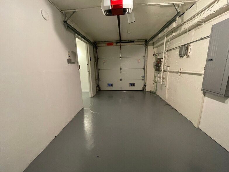 More Photos Of 340 Harriet St, San Francisco Light Manufacturing For Lease