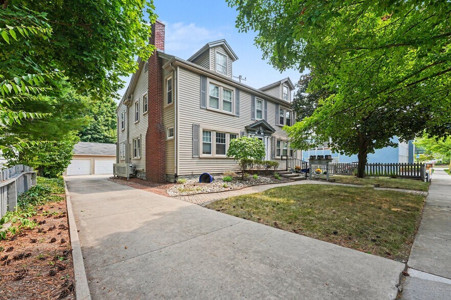 More Photos Of 156 N Worth St, Birmingham Multifamily For Sale
