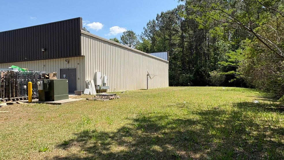 More Photos Of 2085 NW Longwood Rd, Longwood Freestanding For Sale