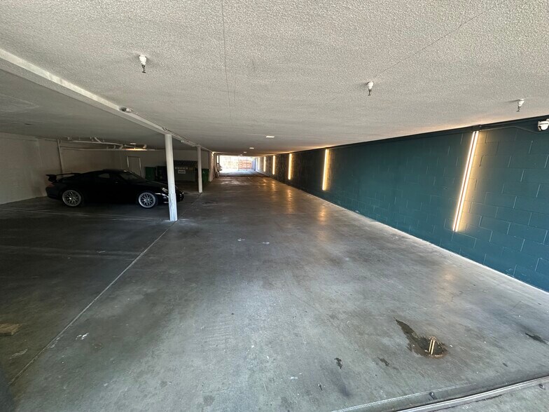 More Photos Of 1912 F St, Sacramento Office For Lease