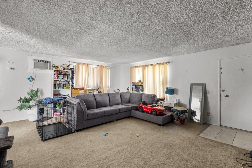 More Photos Of 7614 Mason Ave, Winnetka Multifamily For Sale