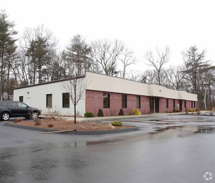 More Photos Of 211 State St, Belchertown Medical For Lease