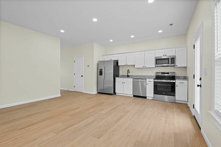 More Photos Of 1763 Strawberry Meadows Way, Knoxville Apartments For Sale