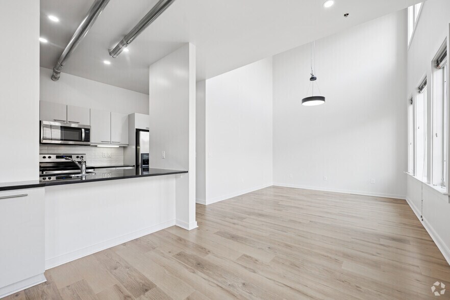 More Photos Of 232 19th St NW, Atlanta Apartments For Lease