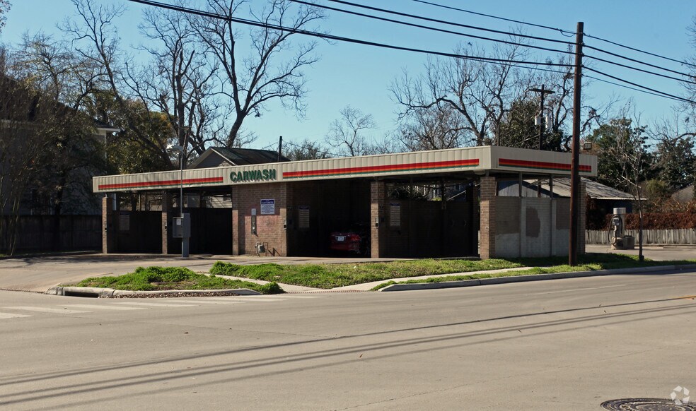Primary Photo Of 420 E 11th St, Houston Carwash For Lease