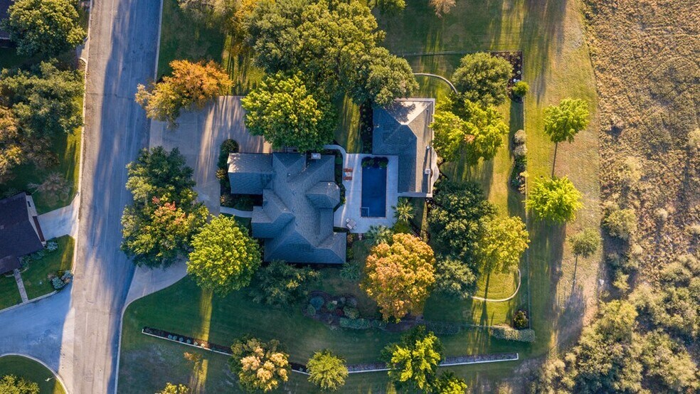 More Photos Of 2409 Commerce st, San Saba Land For Sale