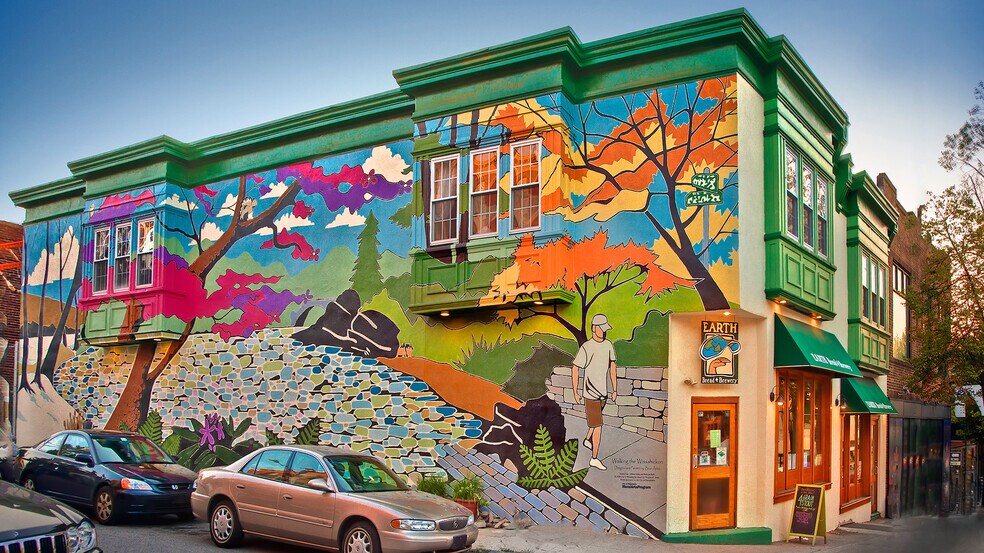 More Photos Of 37 W Maplewood Mall, Philadelphia Schools For Sale