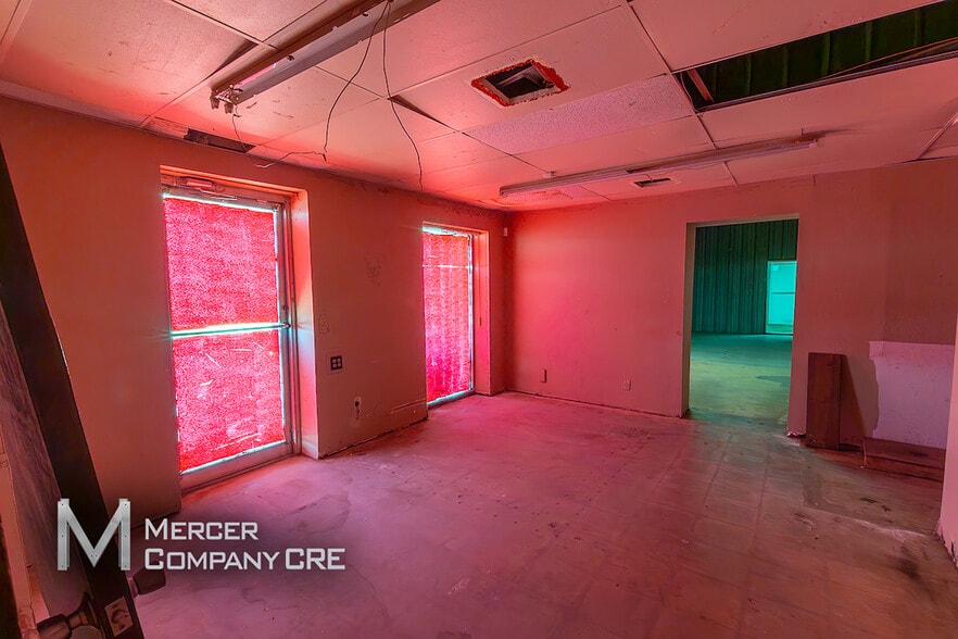 More Photos Of 440-460 N Rockwell Ave, Oklahoma City Unknown For Lease