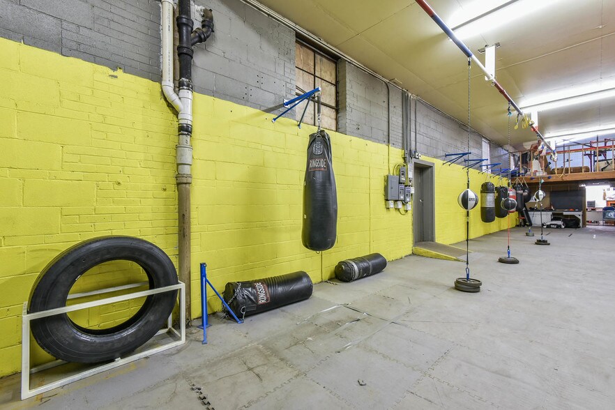 More Photos Of 700 11th St, Greeley General Retail For Sale