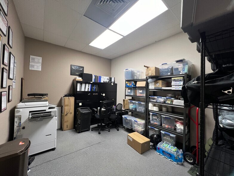 More Photos Of 402 E Main St, Riverton Storefront Retail Office For Sale