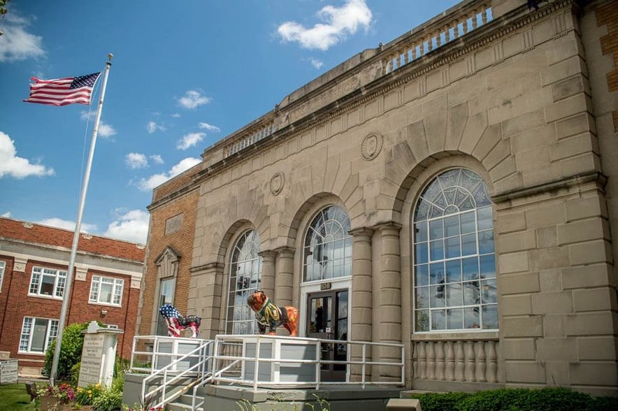 Primary Photo Of 106 W Wilson St, Batavia Office For Lease