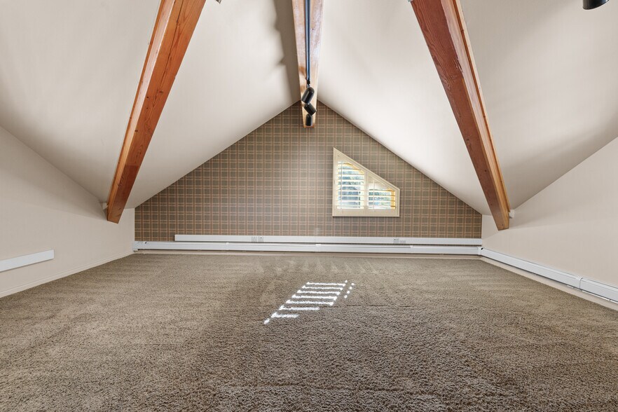 More Photos Of 42718 Moonridge Rd, Big Bear Lake Office For Sale