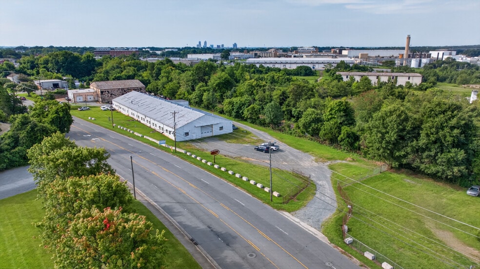 More Photos Of 4002 Indiana Ave, Winston-Salem Industrial For Lease