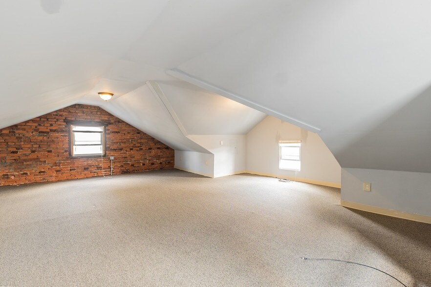 More Photos Of 214 Fayette St, Conshohocken Office Residential For Lease