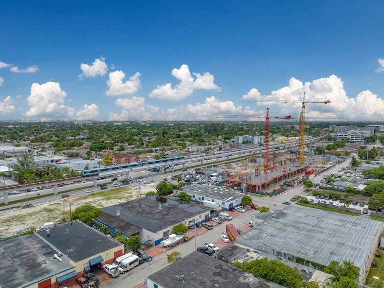 More Photos Of 1040 E 26th St, Hialeah Warehouse For Sale