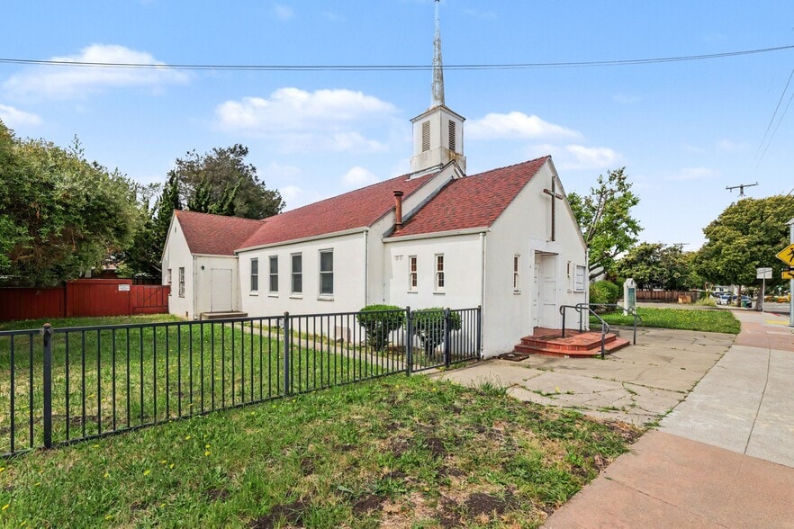 Primary Photo Of 1963 Carlson Blvd, Richmond Religious Facility For Sale