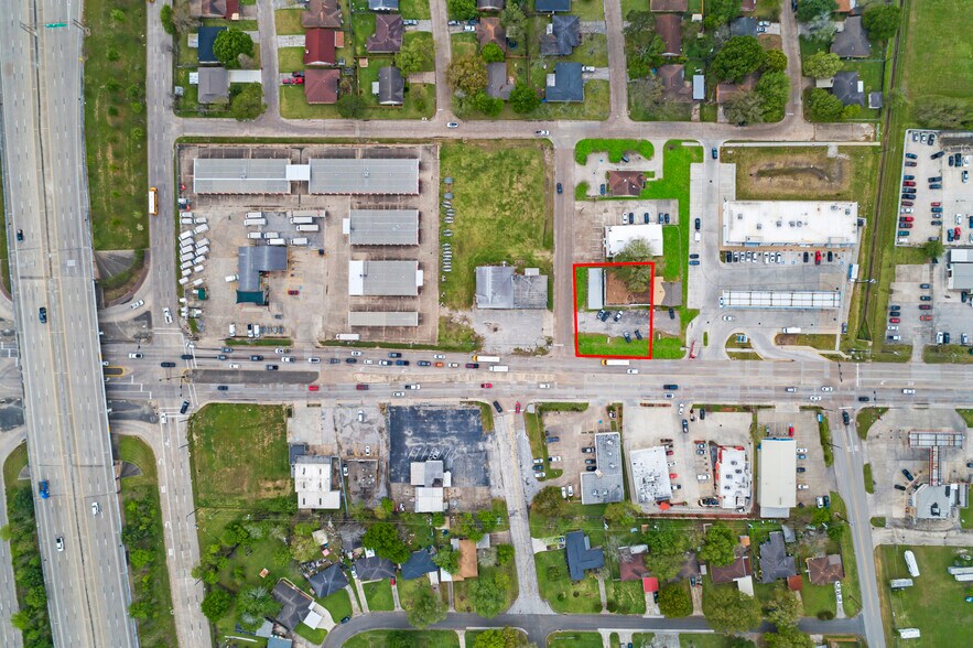 More Photos Of 2815 N Main St, Baytown Office Residential For Sale