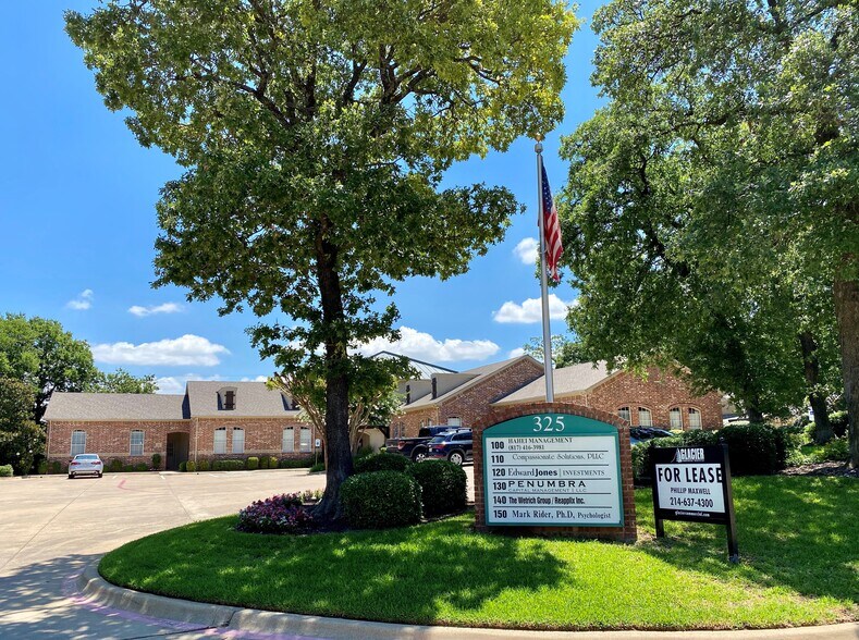 More Photos Of 325 Miron Dr, Southlake Medical For Lease