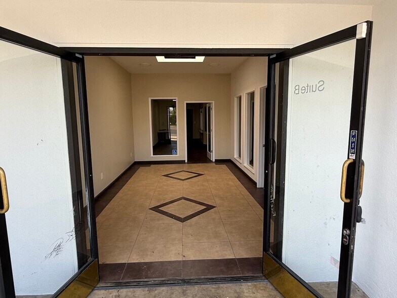More Photos Of 2301 Coffee Rd, Modesto Medical For Sale