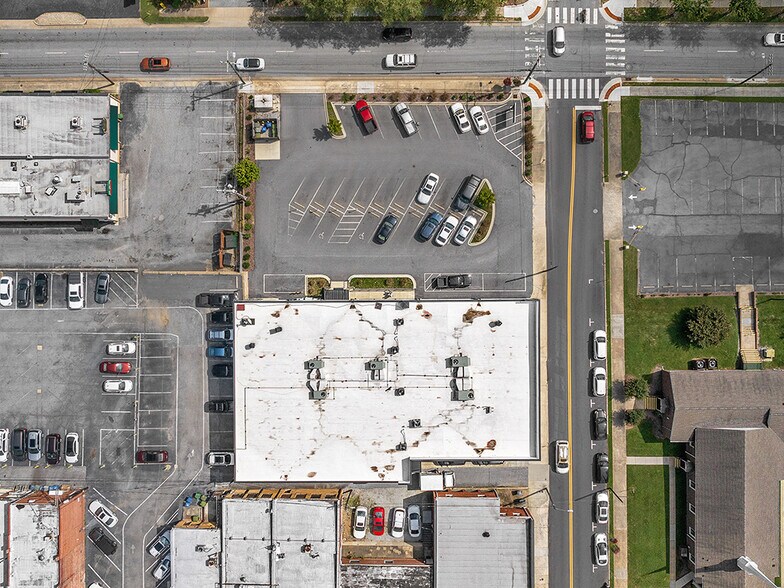 More Photos Of 101 E Allen St, Hendersonville Medical For Lease