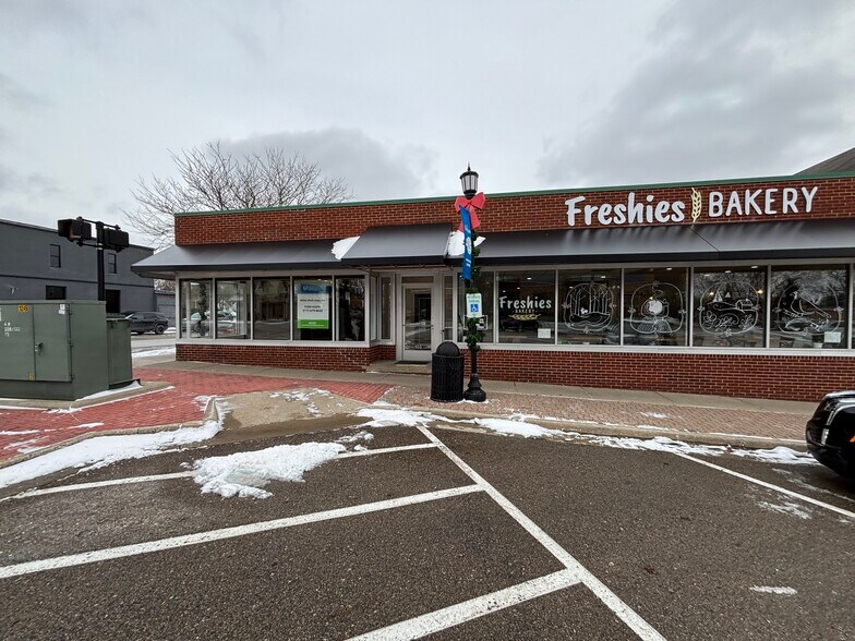 More Photos Of 103 S Bridge St, Dewitt Storefront For Lease