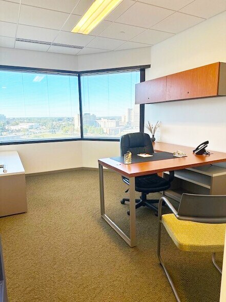 More Photos Of 1750 Tysons Blvd, McLean Coworking Space