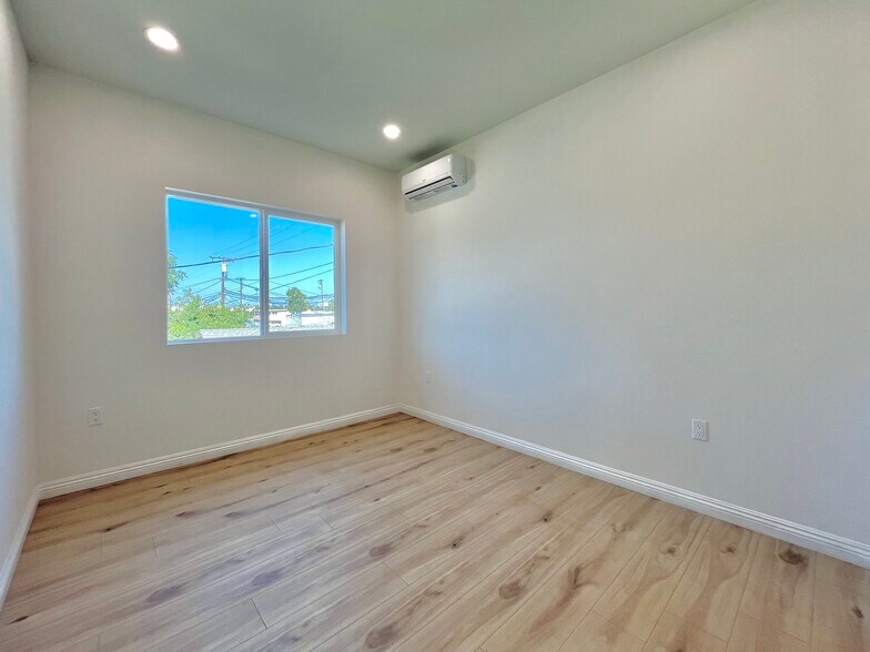 More Photos Of 938 E Sandra Ave, Arcadia Apartments For Sale