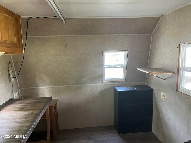 More Photos Of 381 Elam Rd, Gordon Lodge Meeting Hall For Sale