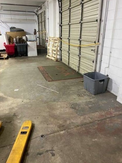 More Photos Of 100-118 Congress St, Bridgeport Warehouse For Sale