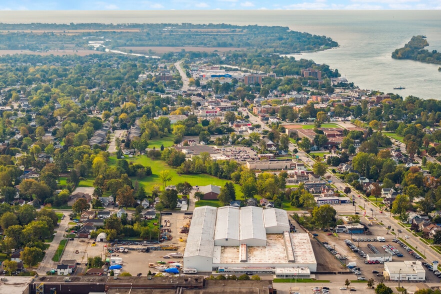 More Photos Of 111 St St Arnaud, Amherstburg Industrial For Lease