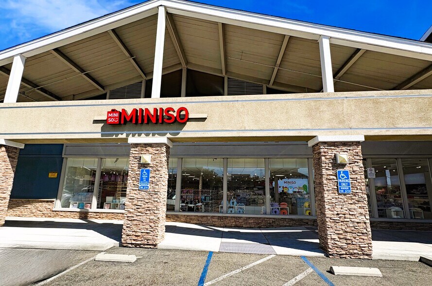 More Photos Of 1131-1183 De Anza Blvd, San Jose Unknown For Lease