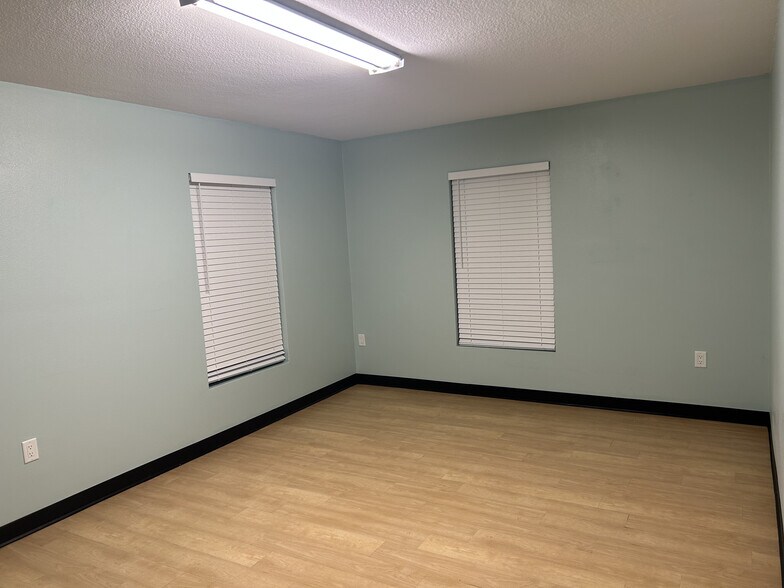More Photos Of 3869 Nova Rd, Port Orange Office For Lease