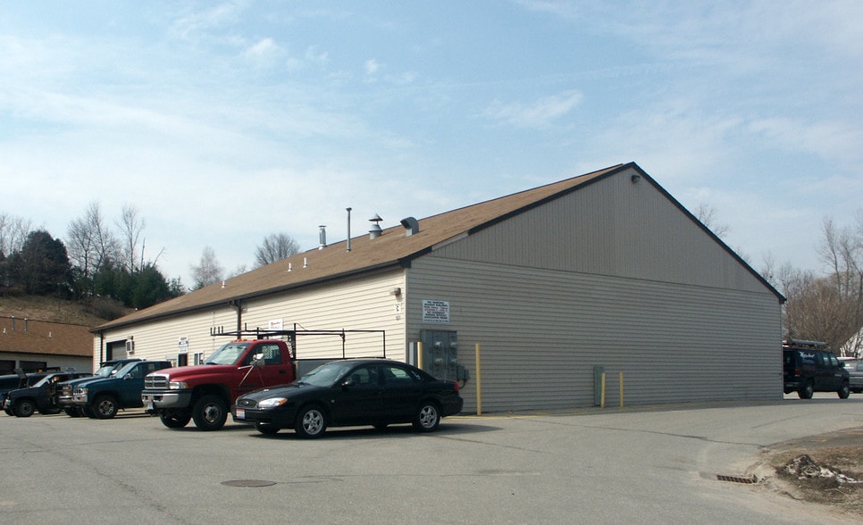 More Photos Of 151 Grassy Plain St, Bethel Warehouse For Sale