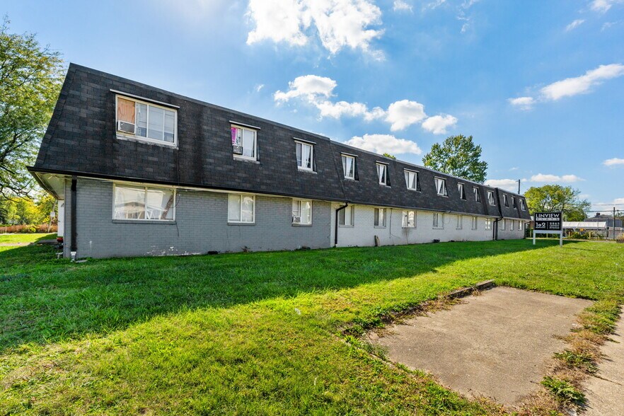 Primary Photo Of 2865 Linview Ave, Columbus Multifamily For Sale