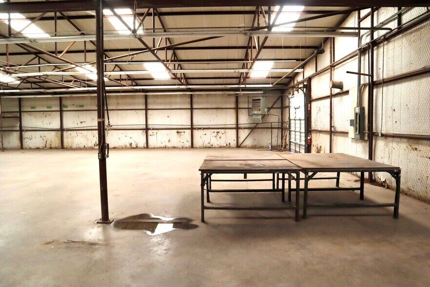 More Photos Of 3224 Industrial Dr, Wichita Falls Manufacturing For Lease