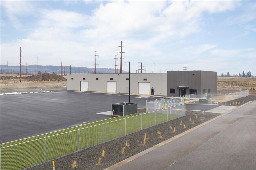 Primary Photo Of 19407 E Garland Ave, Spokane Valley Warehouse For Lease
