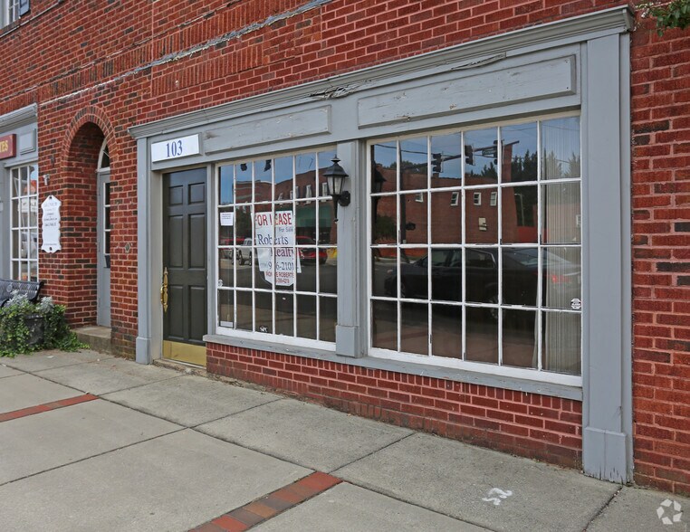 More Photos Of 101-103 E Mountain St, Kernersville Storefront Retail Office For Sale