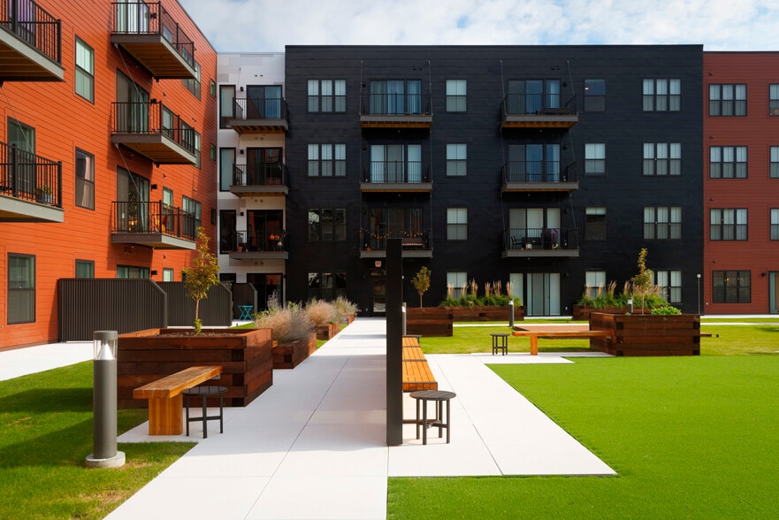 More Photos Of 3101 Fish Hatchery Rd, Fitchburg Apartments For Lease