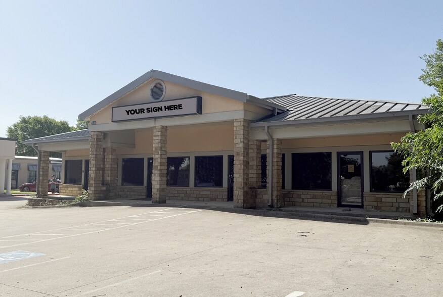 Primary Photo Of 1619 E Southlake Blvd, Southlake Freestanding For Lease