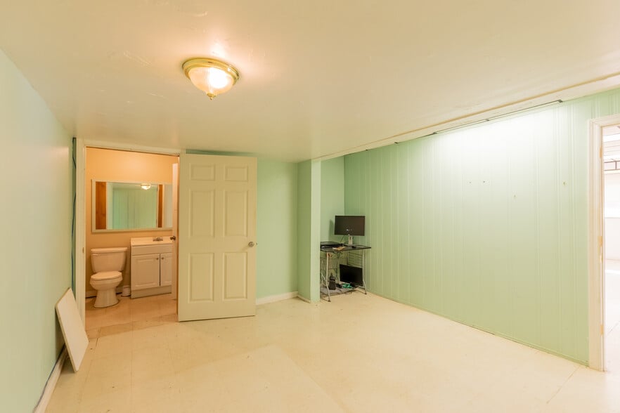 More Photos Of 2012 S Main St, Stillwater Medical For Sale