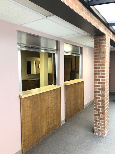 More Photos Of 204 McCollum St, Laramie Medical For Lease