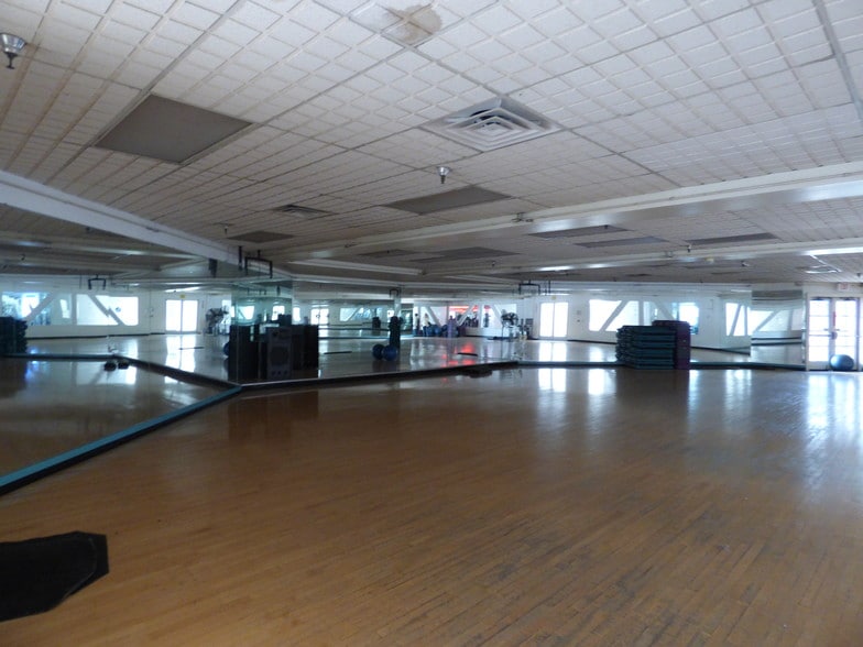 More Photos Of 310 3rd Ave, Chula Vista Unknown For Lease