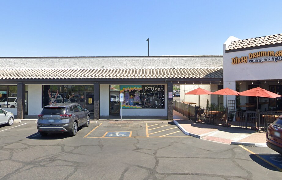 More Photos Of 2303 N 44th St, Phoenix Unknown For Lease