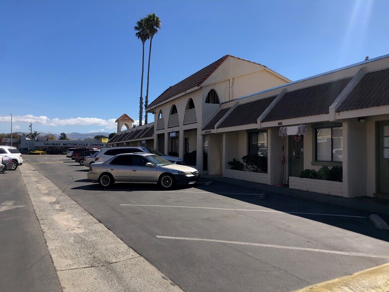 Primary Photo Of 1283-1287 N Main St, Salinas Storefront Retail Office For Lease