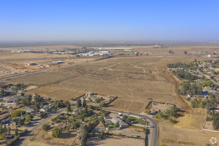 More Photos Of Ave 17, Madera Land For Lease