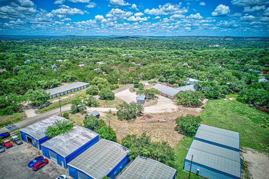 More Photos Of 45 La Buena Vista Dr, Wimberley Schools For Sale