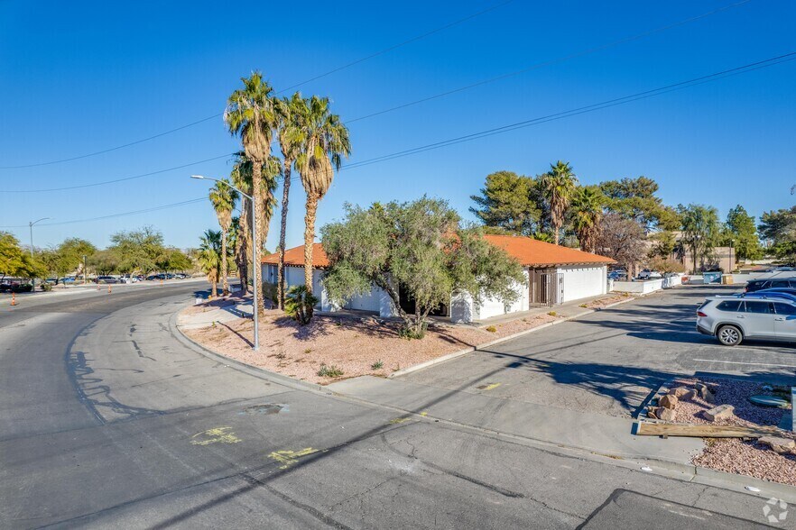 More Photos Of 3555 Pecos-McLeod Interconnect, Las Vegas Office For Sale