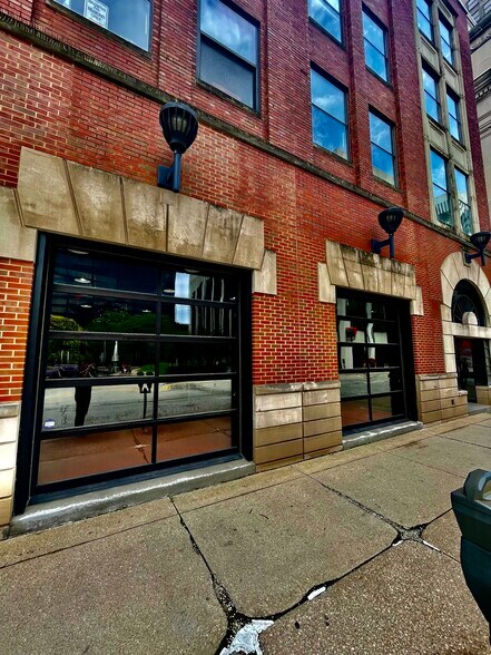More Photos Of 1120 Chester Ave, Cleveland Apartments For Lease
