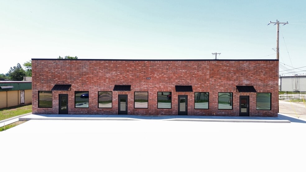 More Photos Of 3108 SE 44th St, Oklahoma City Flex For Lease