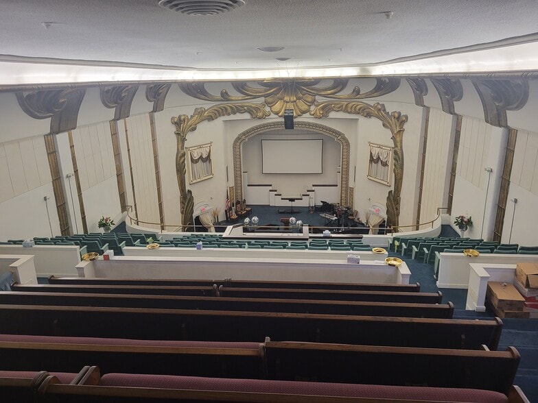 More Photos Of 308 N Main St, Santa Ana Religious Facility For Sale